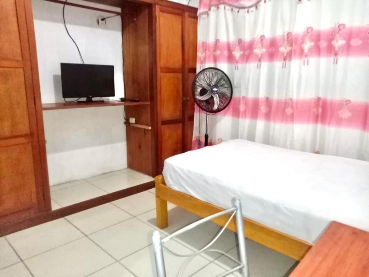Hospedaje Casa Amazonica Iquitos Exterior photo